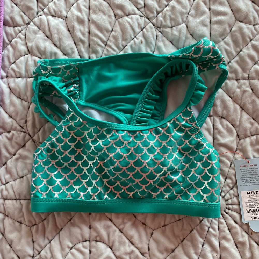 Cat & Jack swimsuit NWT Size 7-8